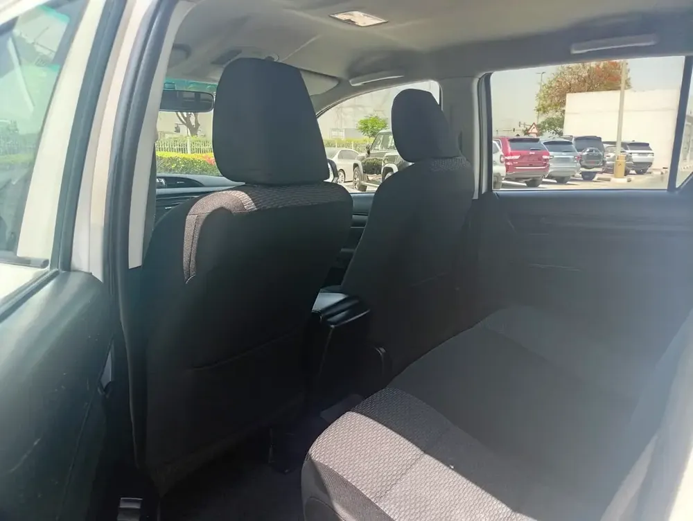 Automatic Gear Toyota Hilux 4x2 Double Cab 2020 GCC Specs - Image 17