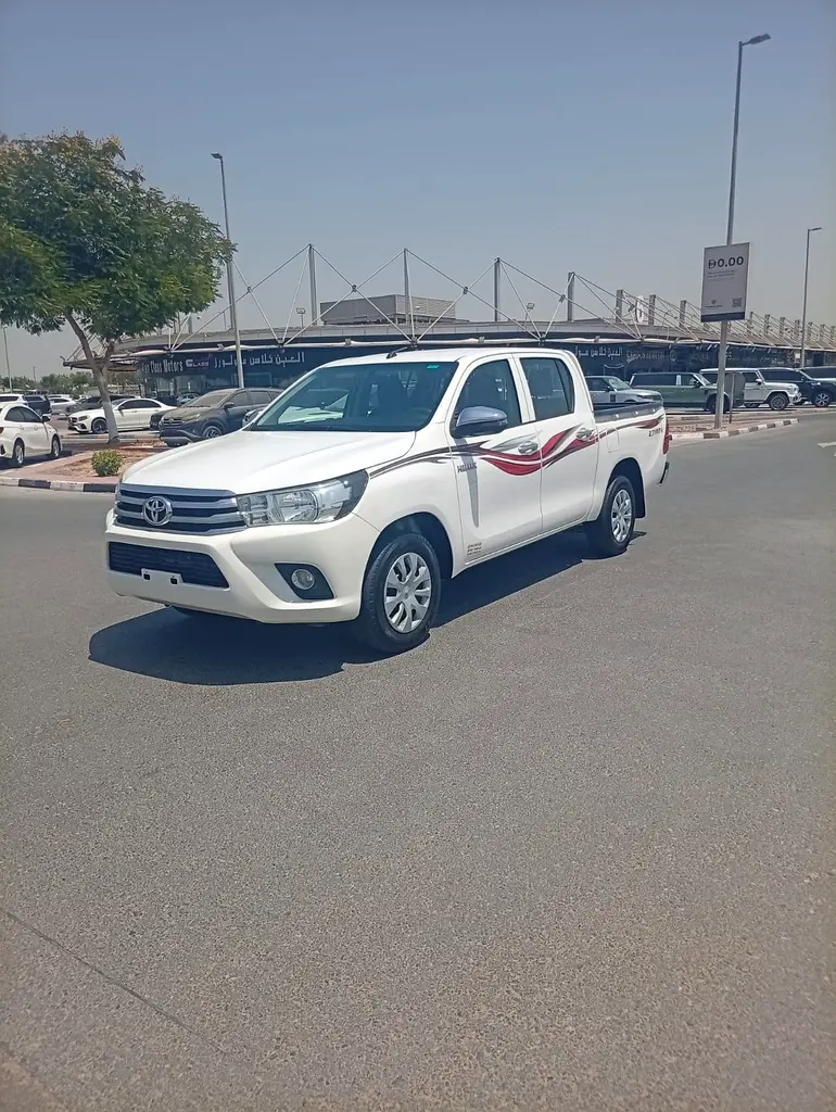 Automatic Gear Toyota Hilux 4x2 Double Cab 2020 GCC Specs - Image 5