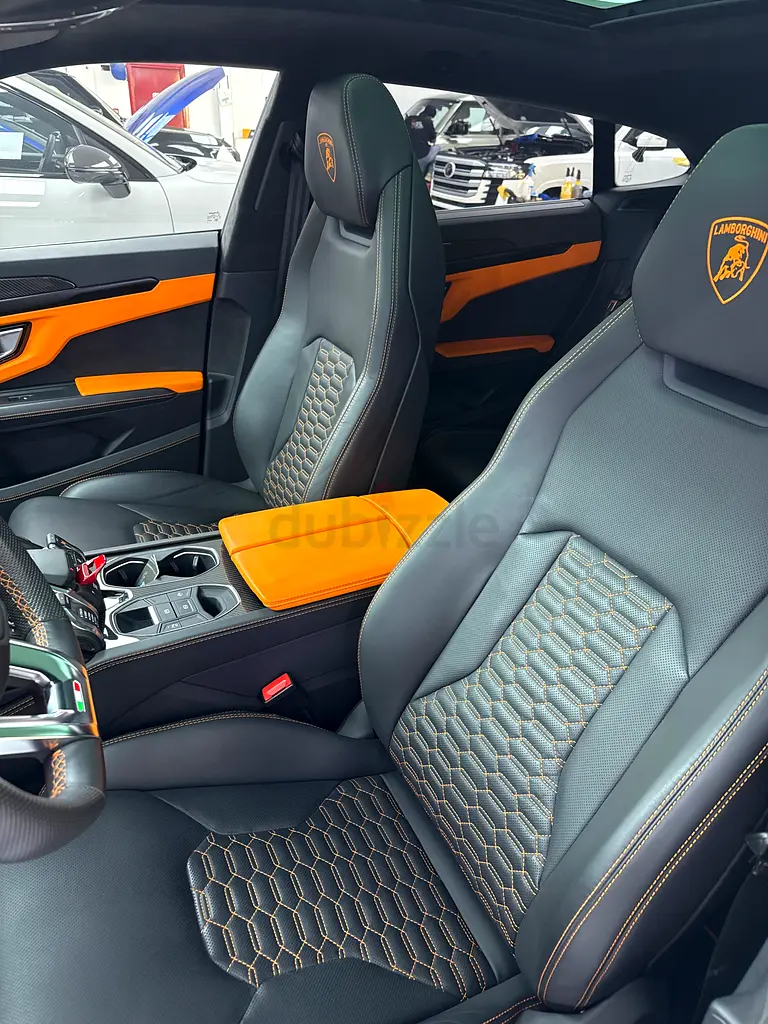 GCC LAMBORGHINI URUS FACTORY WARRANTY + SERVICE PACK - XPEL PPF ORIGINAL PAINT FULL OPTIONS - Image 7