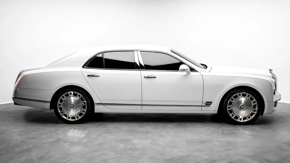 Bentley Mulsanne - 2011 - GCC Specs - Image 17
