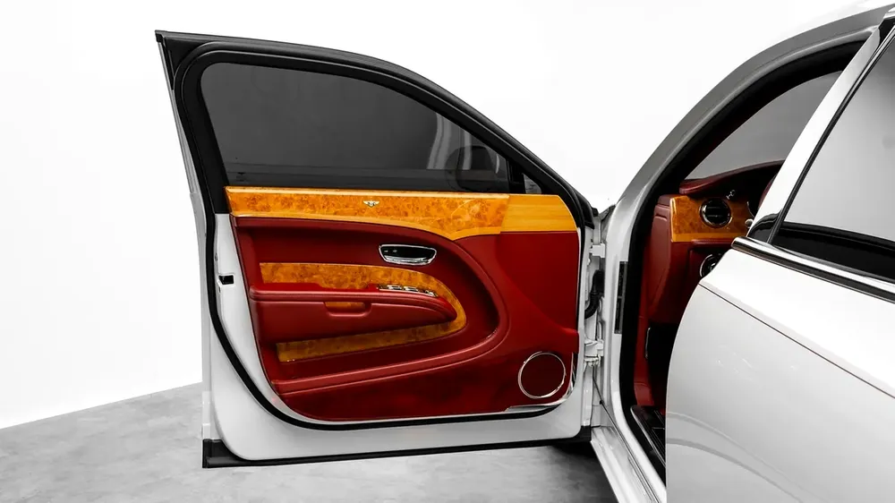 Bentley Mulsanne - 2011 - GCC Specs - Image 6