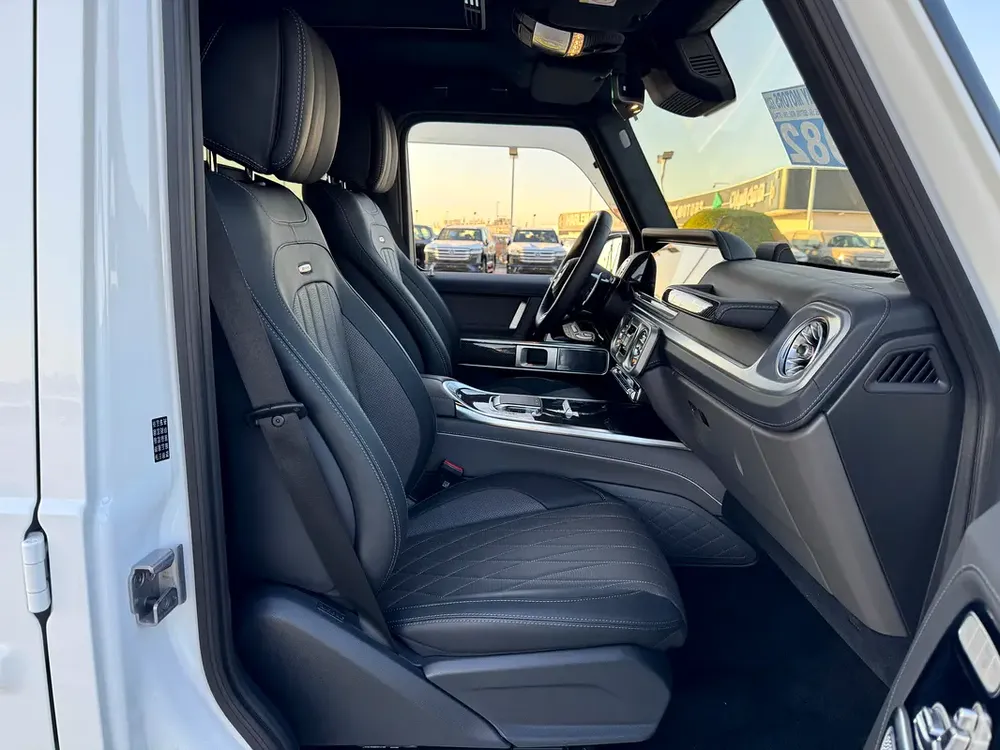 2025 Mercedes-Benz G-Class G 63 AMG - Japanese Specs Auction Grade 5/A - Image 11