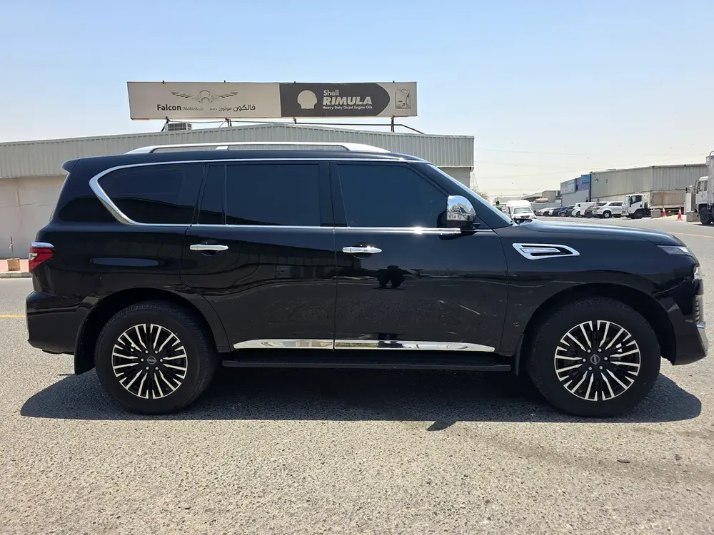 Nissan Patrol 2021 LE Platinum City | GCC Specs | Pristine Condition - Image 5