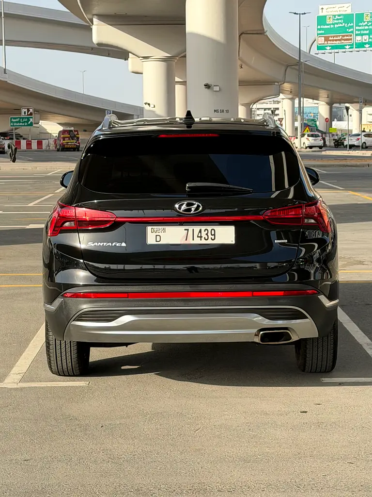 2022 Hyundai Santa Fe SEL | American Specs | Excellent Condition - Image 5