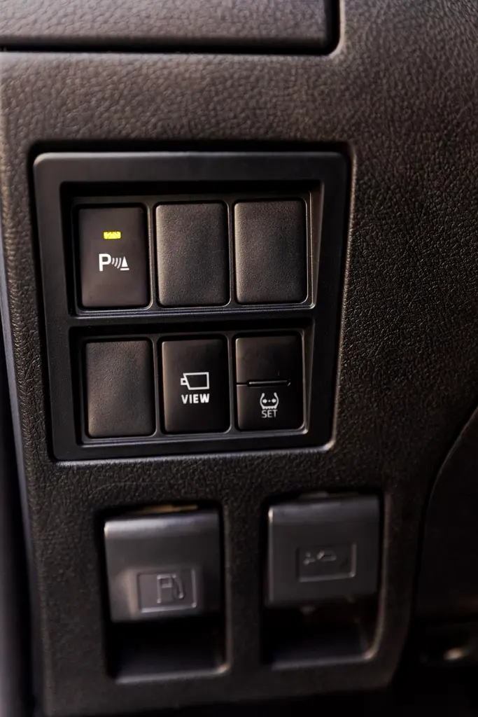 2026 Toyota Hilux Adventure 2.8dsl GCC Specs - Brand New - Image 18