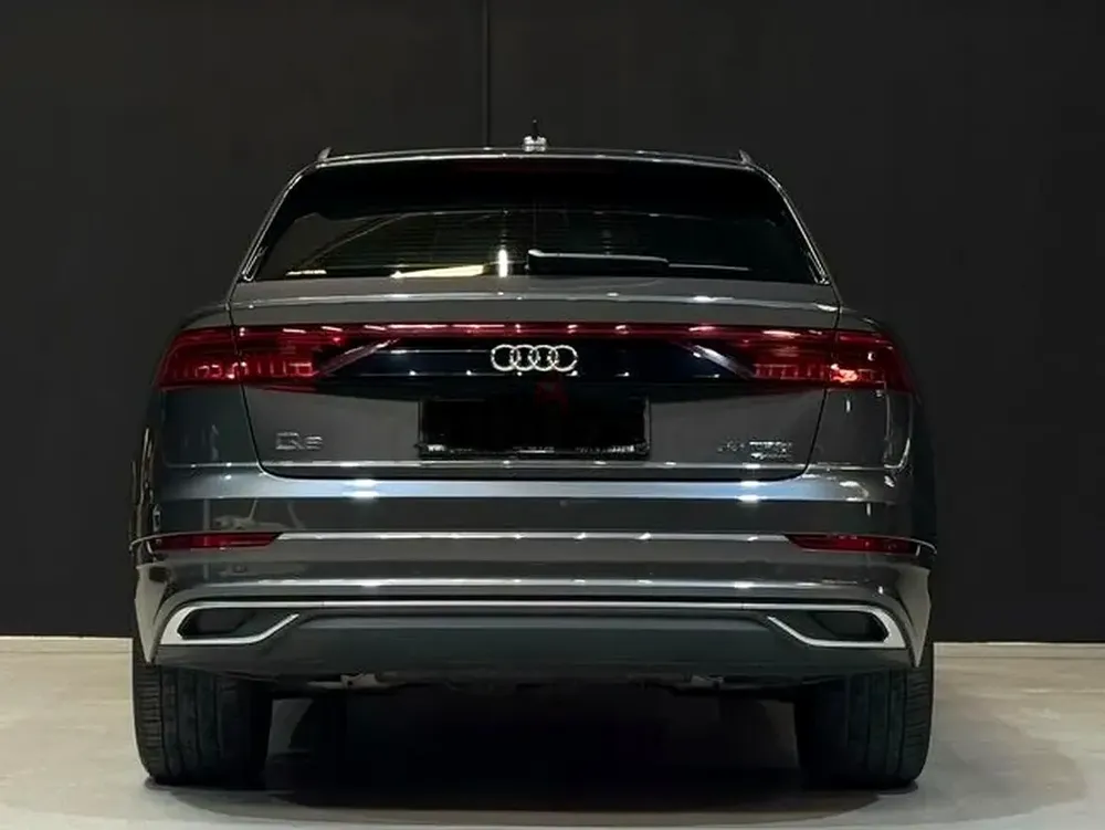 Audi Q8 2022 55 TFSI quattro | GCC Specs | Warranty and Service with Al Naboodah - Image 4