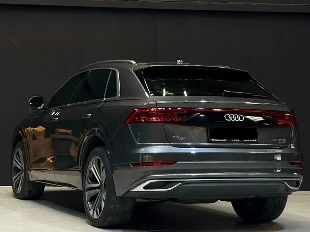 Audi Q8 2022 55 TFSI quattro | GCC Specs | Warranty and Service with Al Naboodah - Image 5