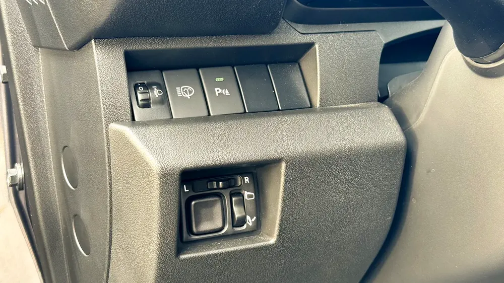 Suzuki Jimny GLX AT 2026 (GCC Specs) 1.5L - Brand New 5 Doors - Image 8