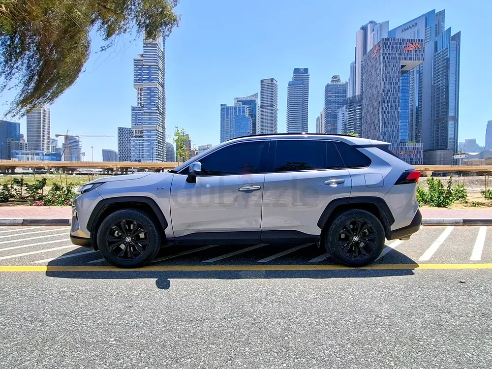 AED 1869/month | 2025 Toyota Rav 4  | GCC Specs | Ref#454332 - Image 5