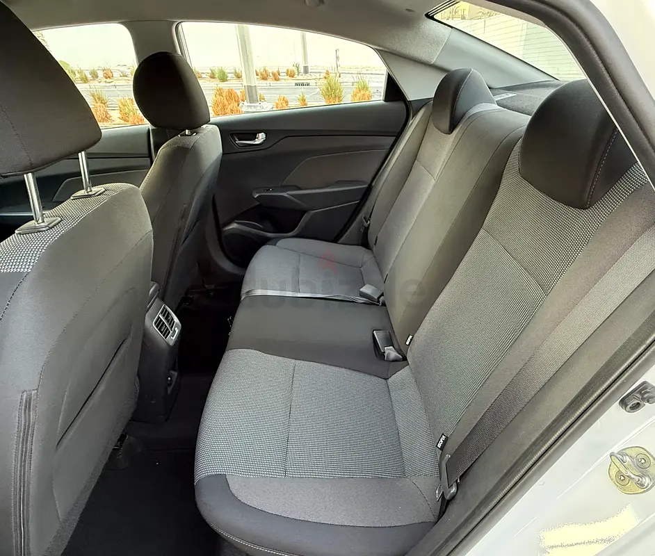 Hyundai Accent 2023 GCC Will clean car for sale - Image 11