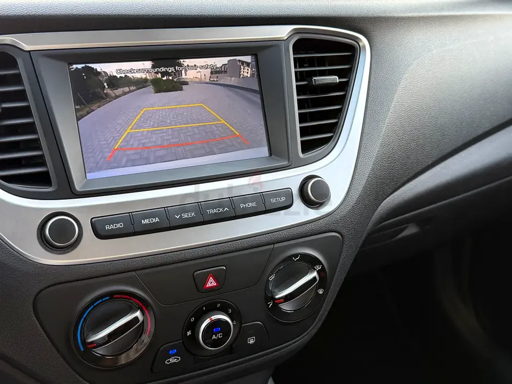 Hyundai Accent 2023 GCC Will clean car for sale - Image 18