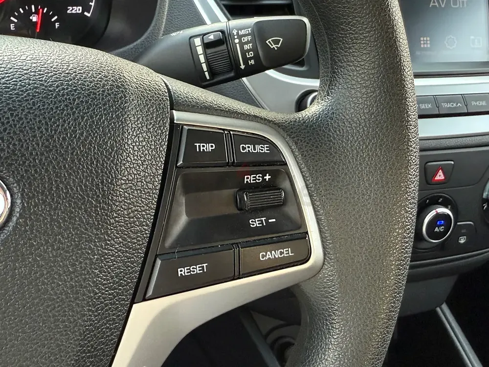 Hyundai Accent 2023 GCC Will clean car for sale - Image 19