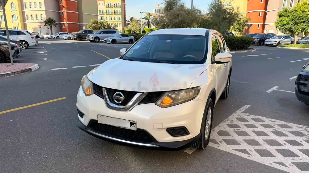 Well Maintained Nissan X-Trail 2015 SV | GCC Specs | Family SUV - Image 5