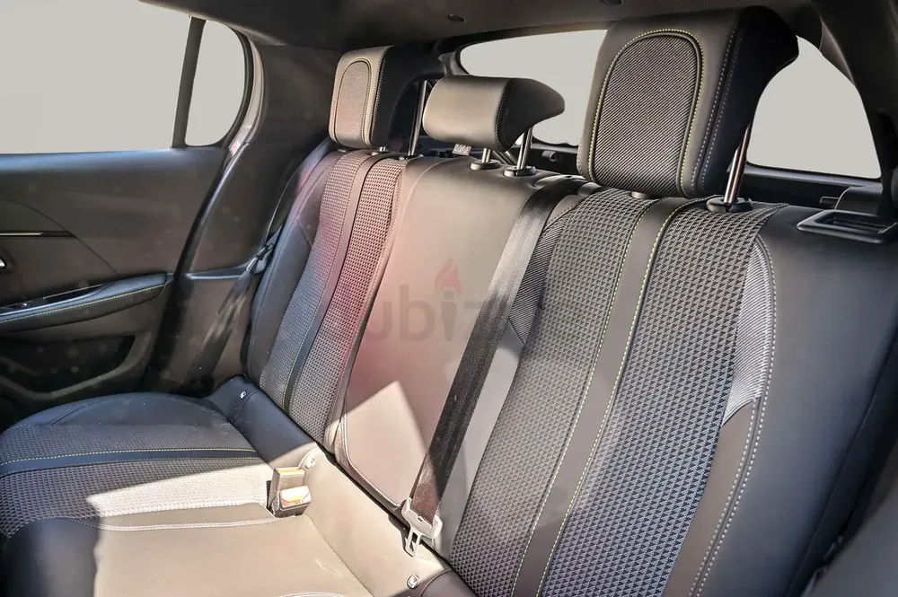 AED 912/month | 2023 Peugeot 208 GT Line | GCC Specs | Ref#382013 - Image 12