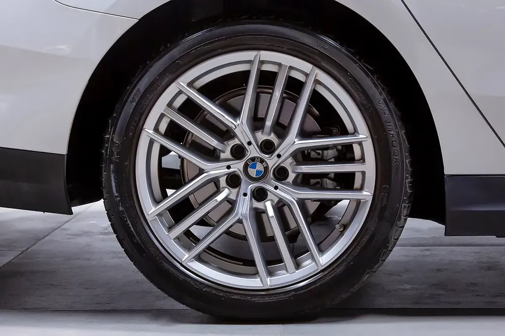 BMW 520i Excellence (REF NO# 163528) - Image 7