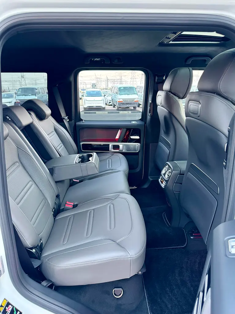 2024 Mercedes-Benz G-Class G 400 d - Japanese Specs - Auction Grade 5/A - Image 11
