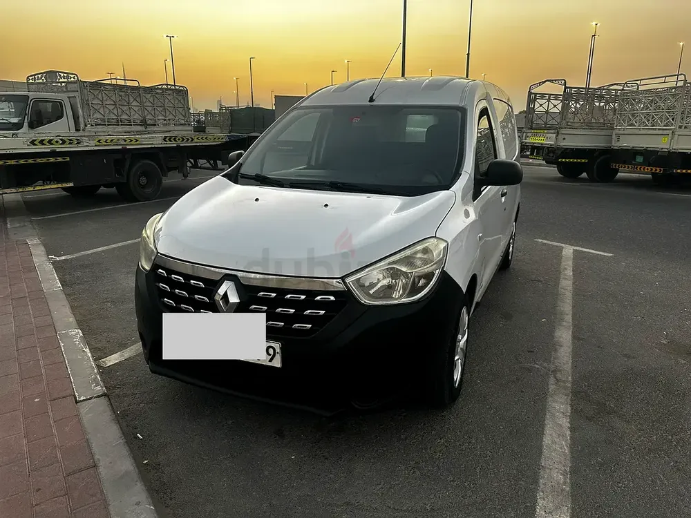 Renault Dokker Cargo 2019 GCC Specs - Image 4