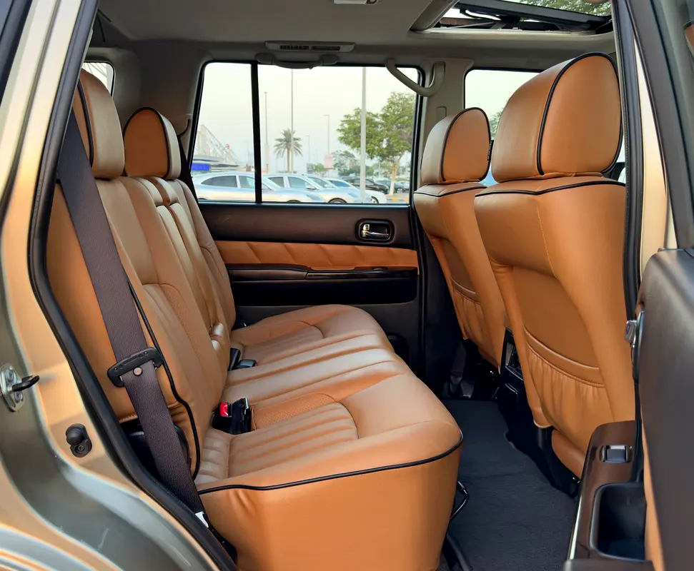 2022 Nissan Patrol Super Safari, GCC Specifications - Image 12