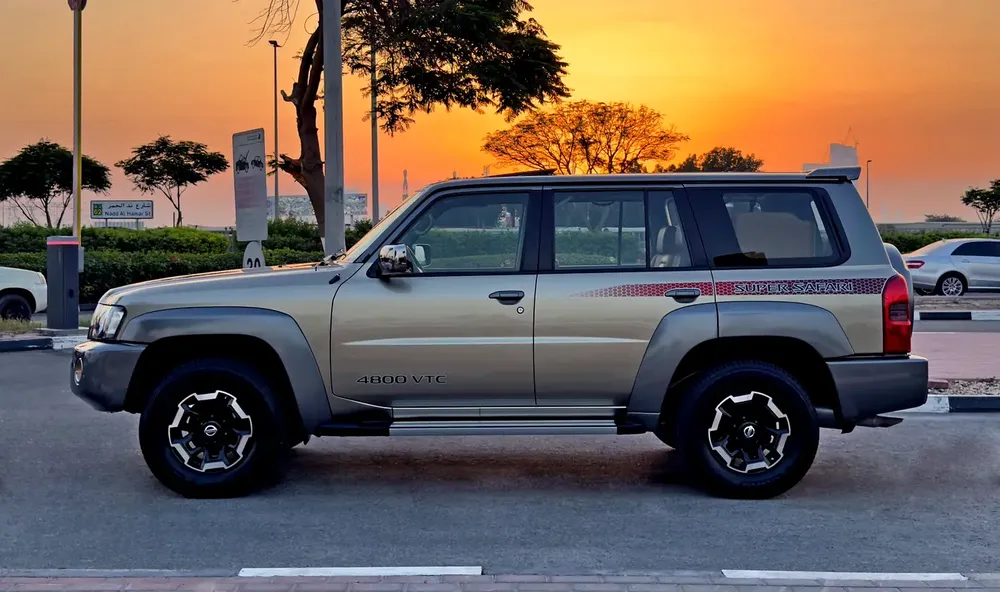 2022 Nissan Patrol Super Safari, GCC Specifications - Image 4