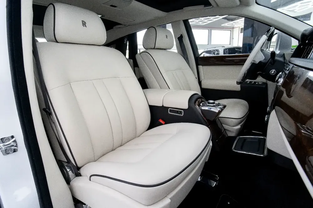 2014 Rolls-Royce Phantom | Clean Title | Full Service History - Image 11