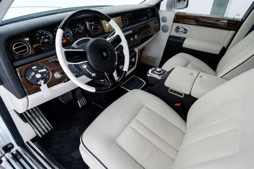 2014 Rolls-Royce Phantom | Clean Title | Full Service History - Image 8