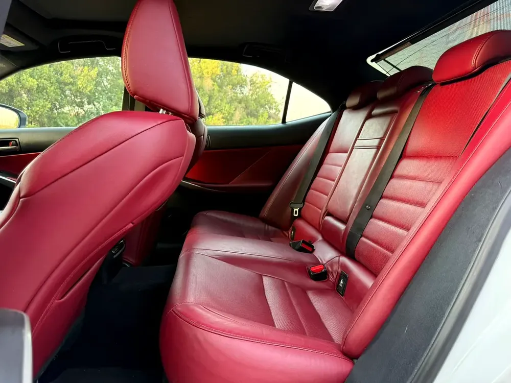 Lexus IS 350 F Sport 2019 | GCC Specs - Image 10