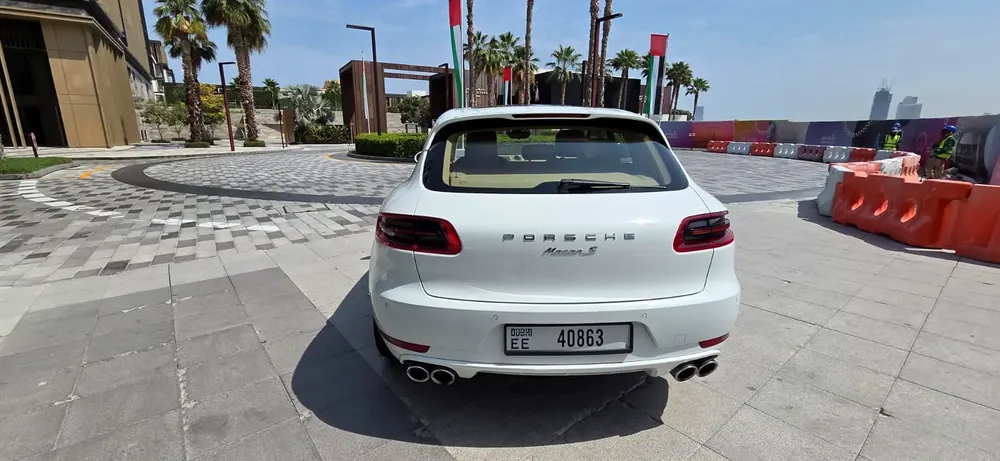 2015 Porsche Macan S-Excellent Condition - Image 8