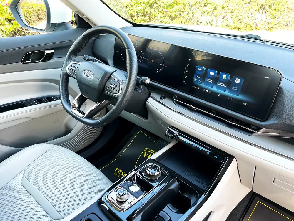 UNLIMITED MILEAGE WARRANTY / LEATHER SEAT + NAVIGATION + CAMERA + BLIND SPOT  / IN HOUSE FINANCE - Image 12