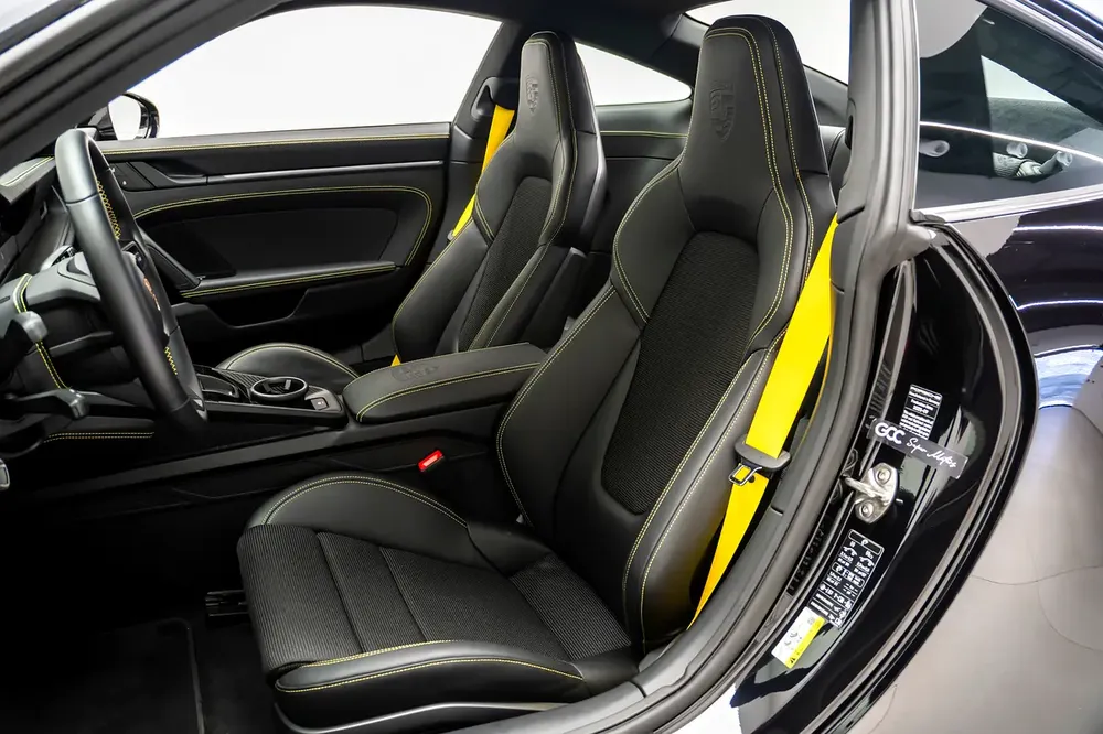 GCC SPECS AL NABOODAH WARRANTY - 2026 PORSCHE 911 GT3 TOURING - MANUAL TRANSMISSION - CERAMIC BRAKES - Image 15