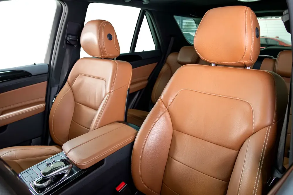 Mercedes Benz GLE400-GCC-AMG Body Styling-LOW Mileage-Very Well Maintained-High Specifications - Image 16