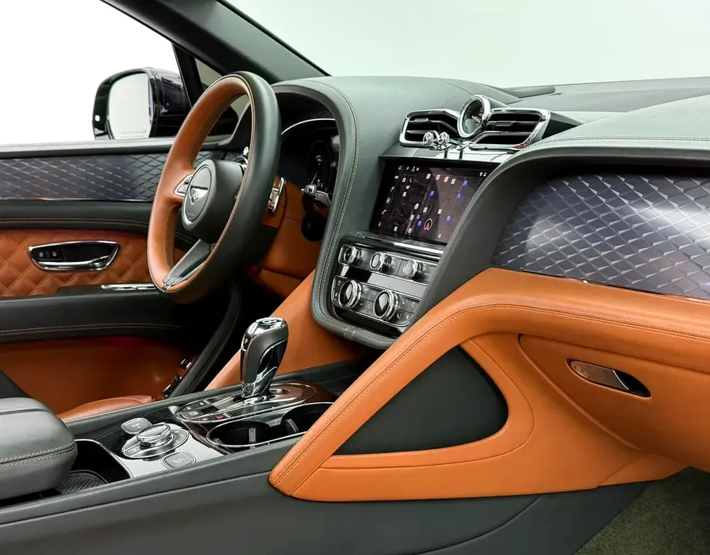 2022 Bentley Bentayga S, 2027 Bentley Warranty, Full Bentley Service History, GCC - Image 7