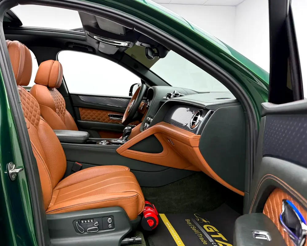 2022 Bentley Bentayga S, 2027 Bentley Warranty, Full Bentley Service History, GCC - Image 9
