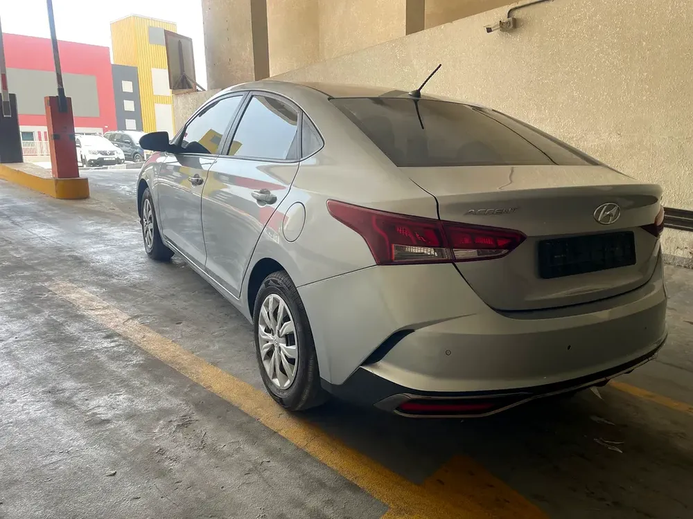 2021 Accent - Image 6
