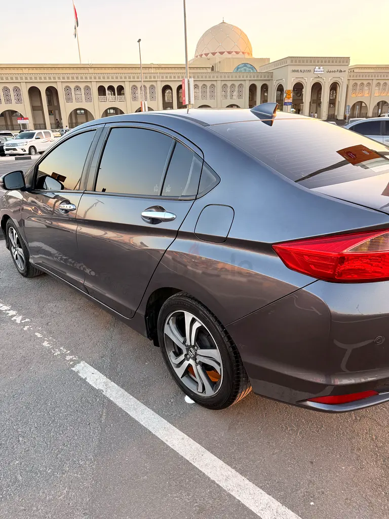 Honda City 2017 LX Sport - GCC Specs - Excellent Condition - Image 10