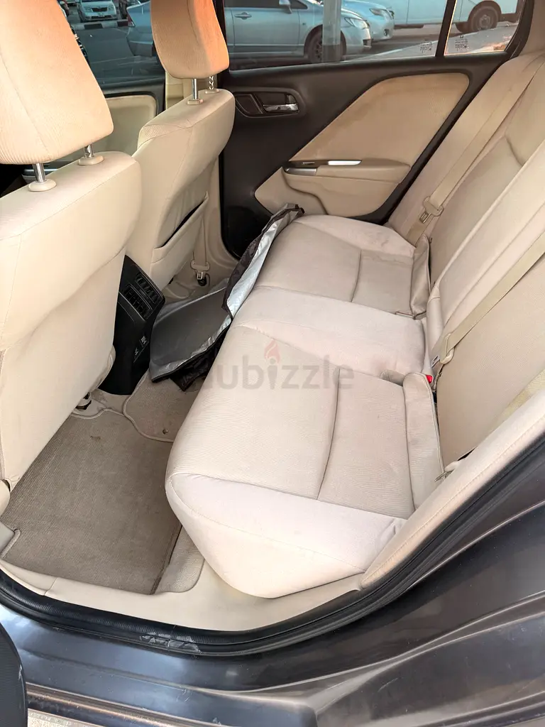 Honda City 2017 LX Sport - GCC Specs - Excellent Condition - Image 12