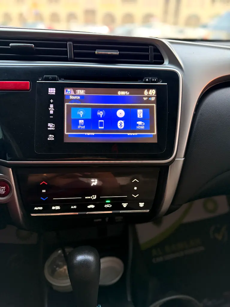 Honda City 2017 LX Sport - GCC Specs - Excellent Condition - Image 14