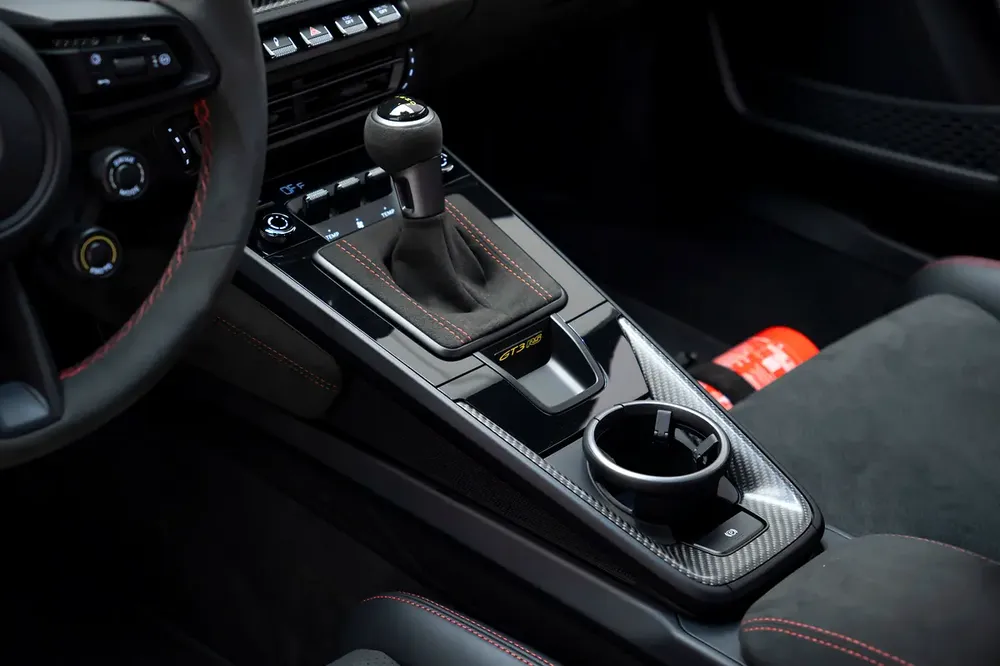 GCC SPECS AL NABOODAH WARRANTY 2024 PORSCHE 911 GT3 RS WEISSACH PACKAGE PCCB + MAGNESIUM WHEELS - Image 9