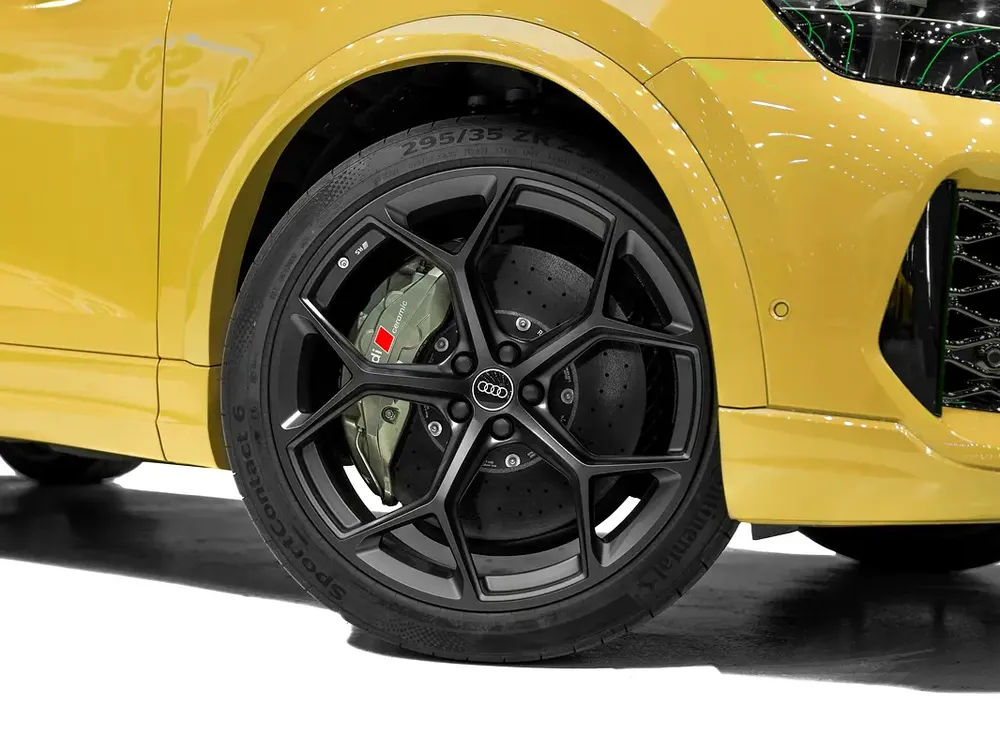 PERFORMANCE RSQ8 2025 SAKHIR GOLD - UNDER WARRANTY - ONLY 2500 KM - TOP SPEC - Image 7
