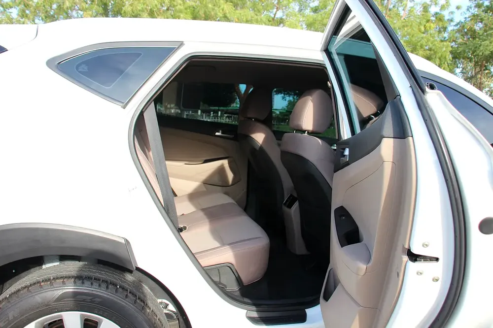 Hyundai Tucson HTRAC AWD 2020 GCC ( 637x60 ) With And Without Down payment - Image 15
