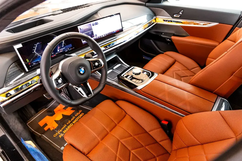 BMW 740i M Sport Individual – 2026 | GCC | Only 2,141 KM | AED 449,000 - Image 10