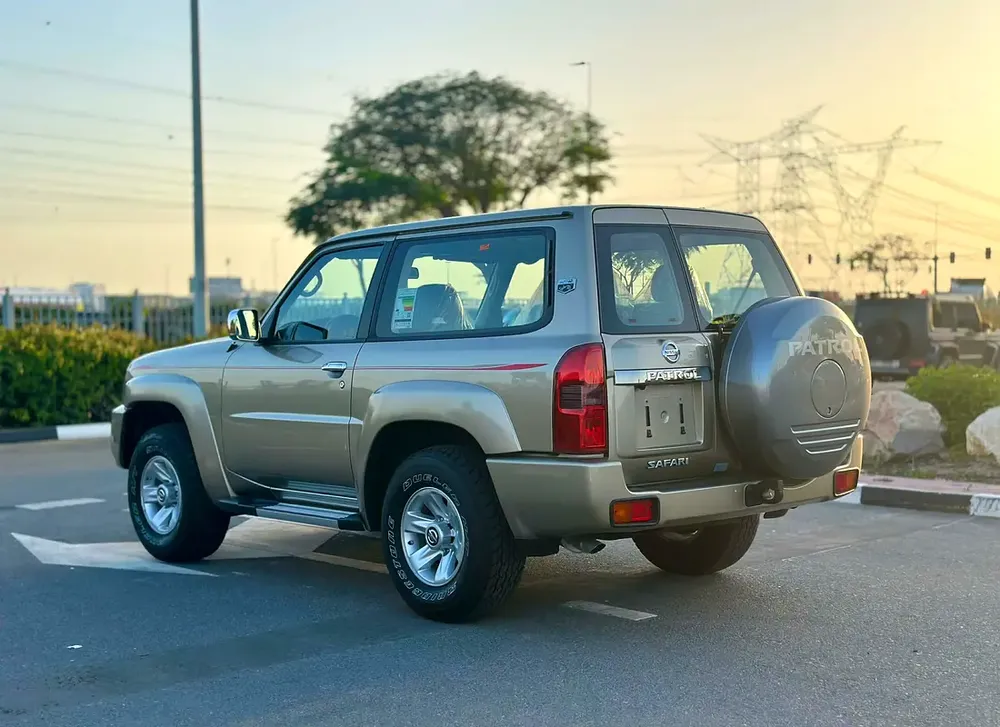 2024 Nissan Patrol Safari Super Safari - GCC Specs - Brand New - Image 10