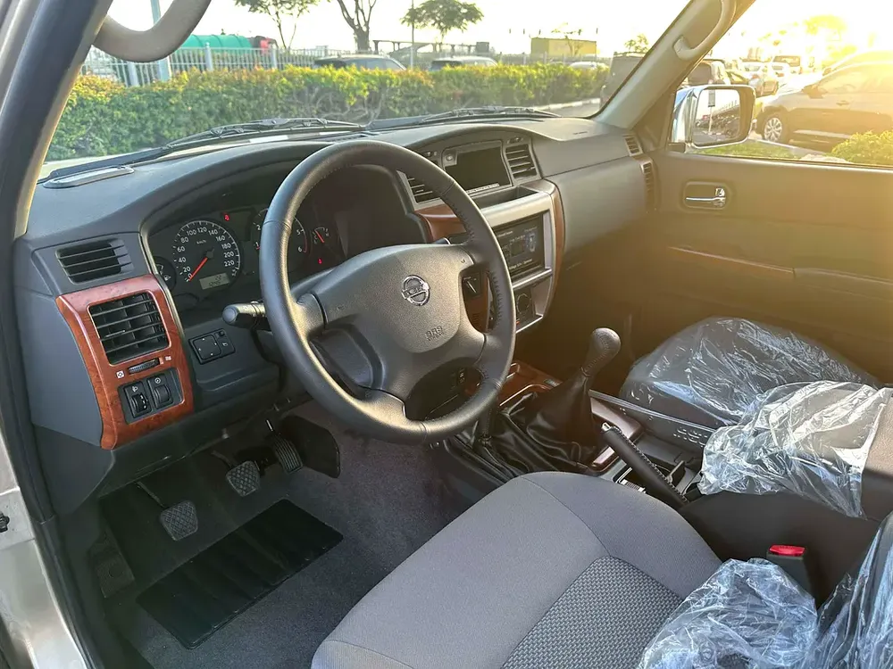 2024 Nissan Patrol Safari Super Safari - GCC Specs - Brand New - Image 4