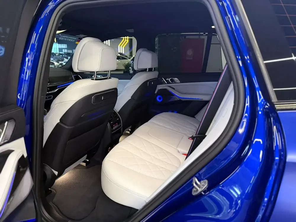 2025 BMW X5 M60i xDrive | GCC Specs | Mint Condition | Warranty and Service till 2030 from AGMC - Image 15