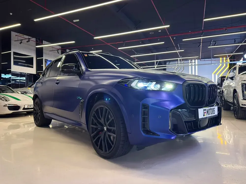 2025 BMW X5 M60i xDrive | GCC Specs | Mint Condition | Warranty and Service till 2030 from AGMC - Image 5