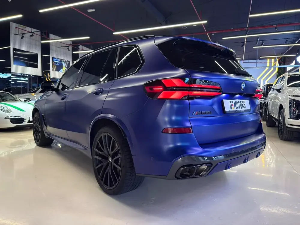 2025 BMW X5 M60i xDrive | GCC Specs | Mint Condition | Warranty and Service till 2030 from AGMC - Image 6