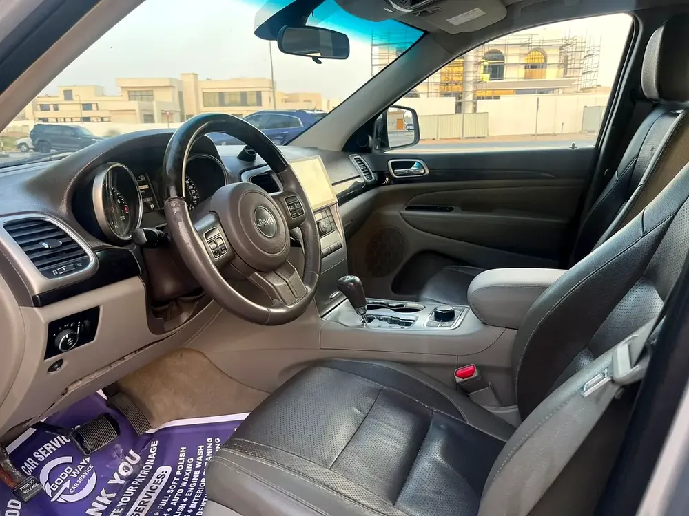 Jeep Cherokee Limited 2013 - GCC Specs - Image 12