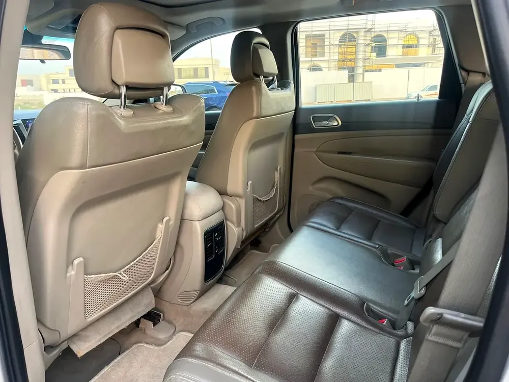 Jeep Cherokee Limited 2013 - GCC Specs - Image 8