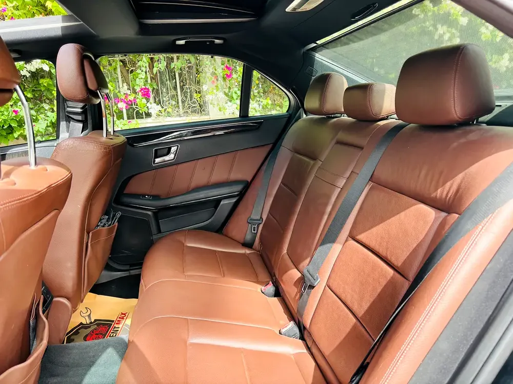 Mercedes-Benz E-Class E 300 2010 GCC Specs - Image 12