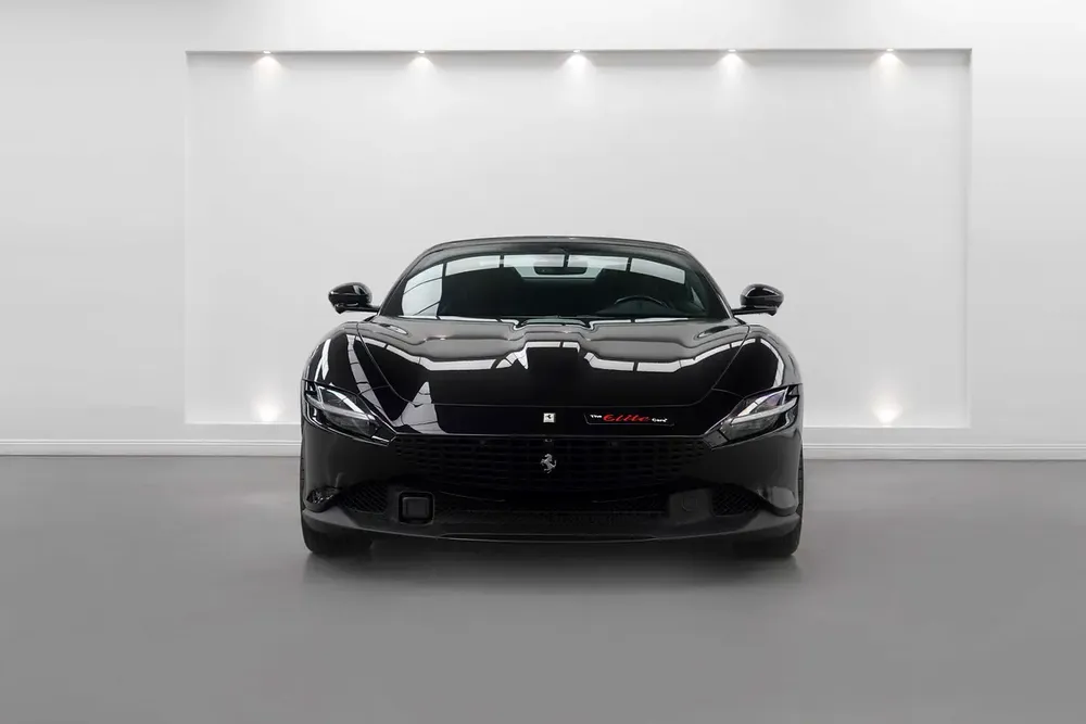 2025 BRAND NEW FERRARI ROMA SPIDER / CARBON FIBER INTERIOR - Image 5