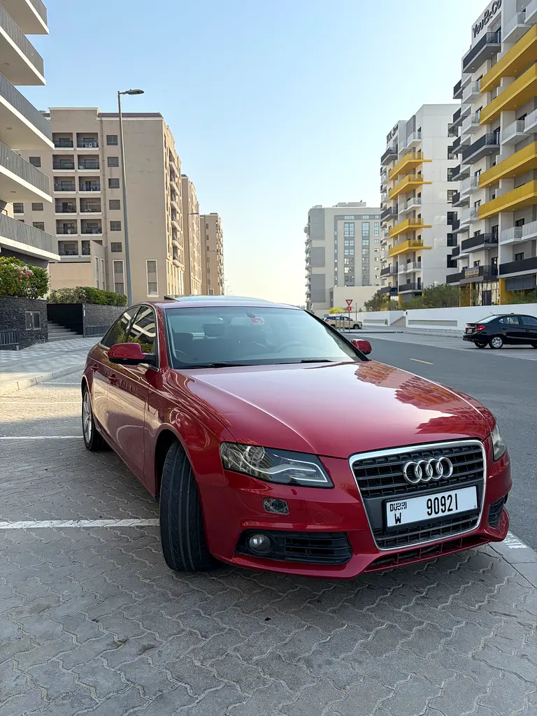 Audi A4 2011 2.0 TFSI Ambition | GCC Specs | Excellent Condition - Image 4